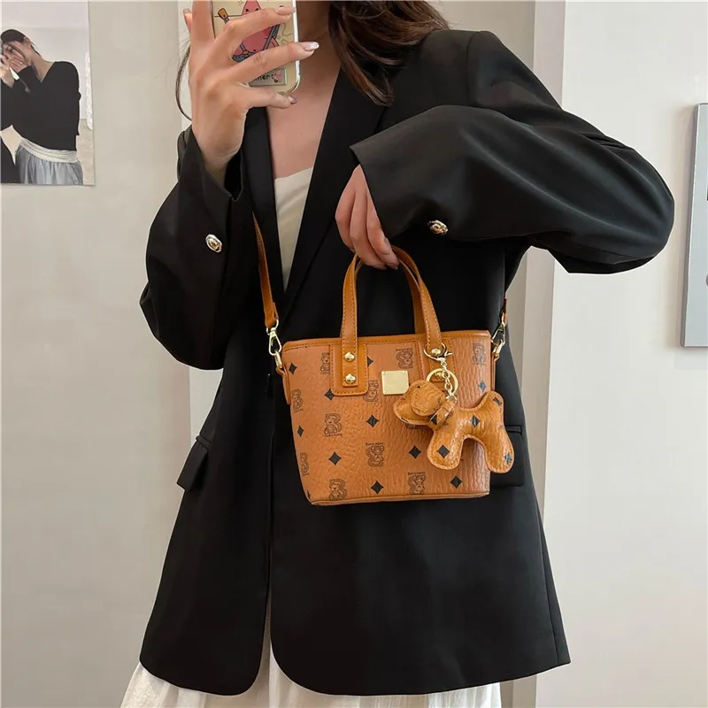ROUNDOT PU Crossbody One Shoulder Handbags Women's Ecru/Black/Pink/Light Brown-22