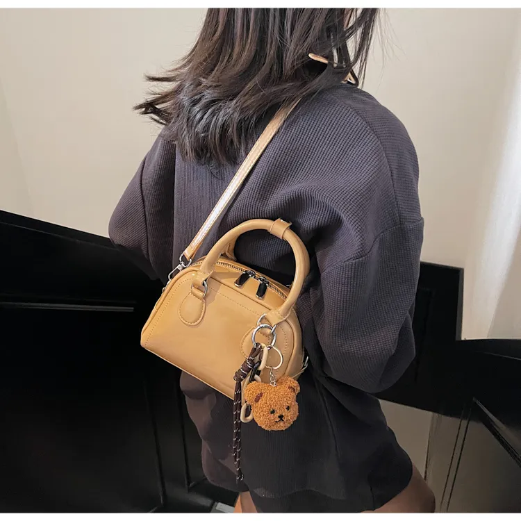 ROUNDOT PU Shoulder Bag Crossbody Bag Handbag Regular Women's Ecru Black/Khaki/Light Brown-22