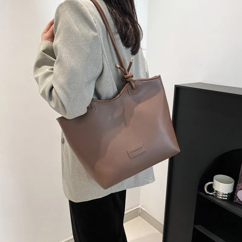 ROUNDOT PU Tote Bag Shoulder Bag Regular Women's White/Black/Khaki/Brown-26