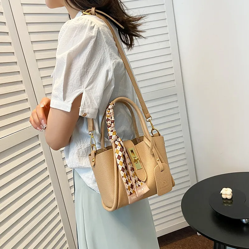 ROUNDOT PU Crossbody Bag One Shoulder Handbag Regular Women's Multicolor-20