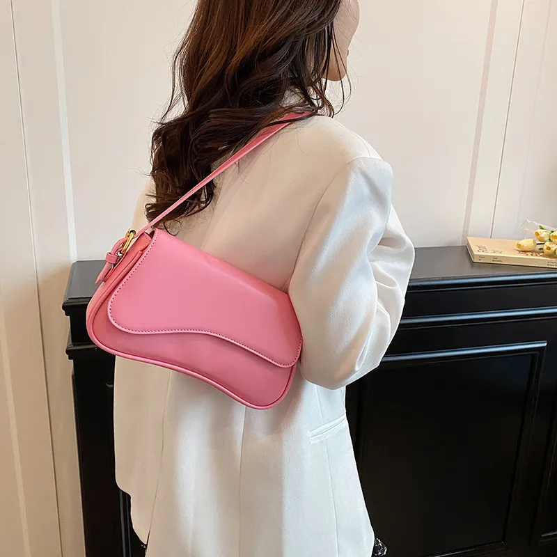 ROUNDOT PU Shoulder Bag Regular Women's White/Black/Pink/Black/Coffee/Blue-22