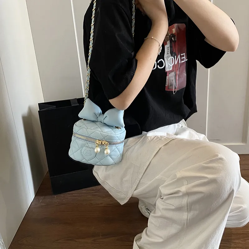 ROUNDOT PU Crossbody Bag Regular Women's White/Silver/Black/Pink/Blue/Red-40