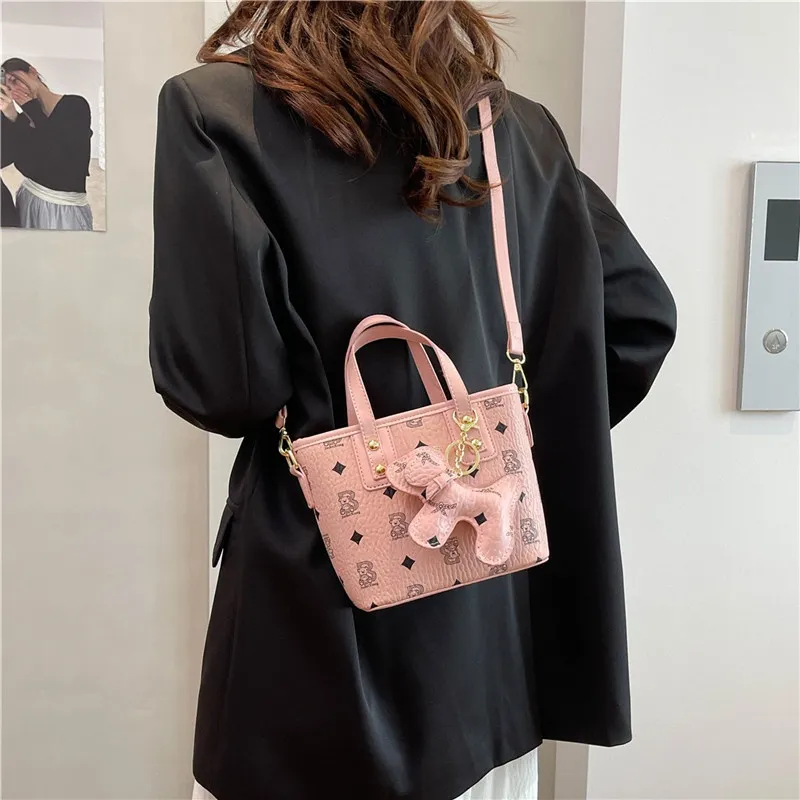 ROUNDOT PU Crossbody One Shoulder Handbags Women's Ecru/Black/Pink/Light Brown-17