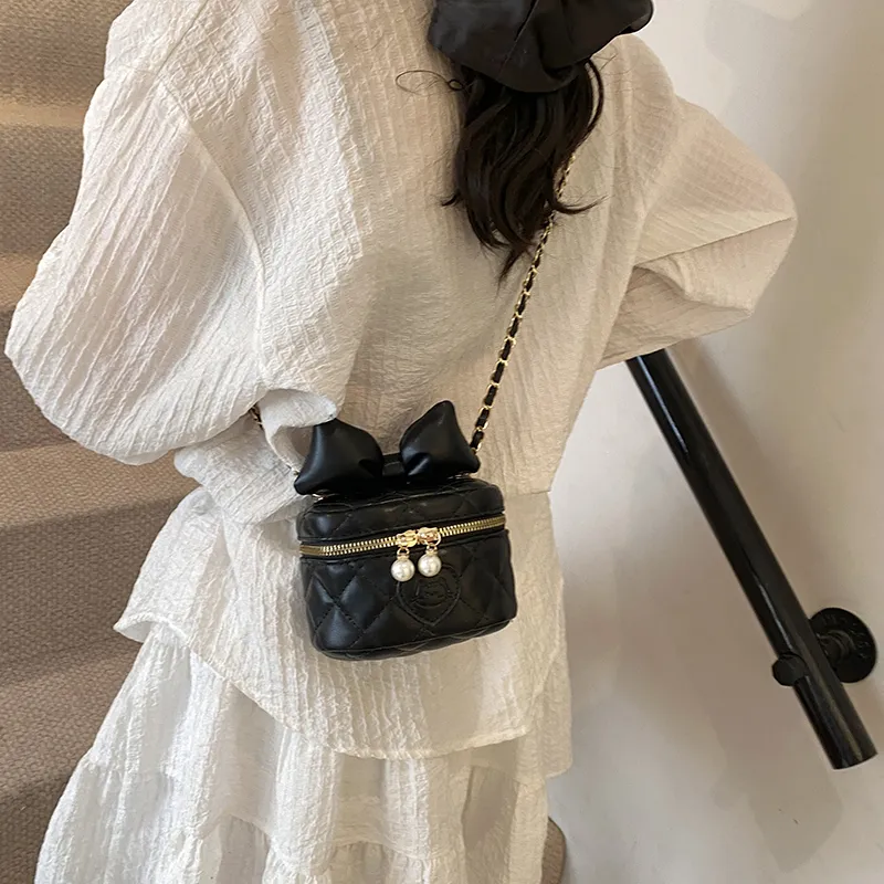 ROUNDOT PU Crossbody Bag Regular Women's White/Silver/Black/Pink/Blue/Red-17