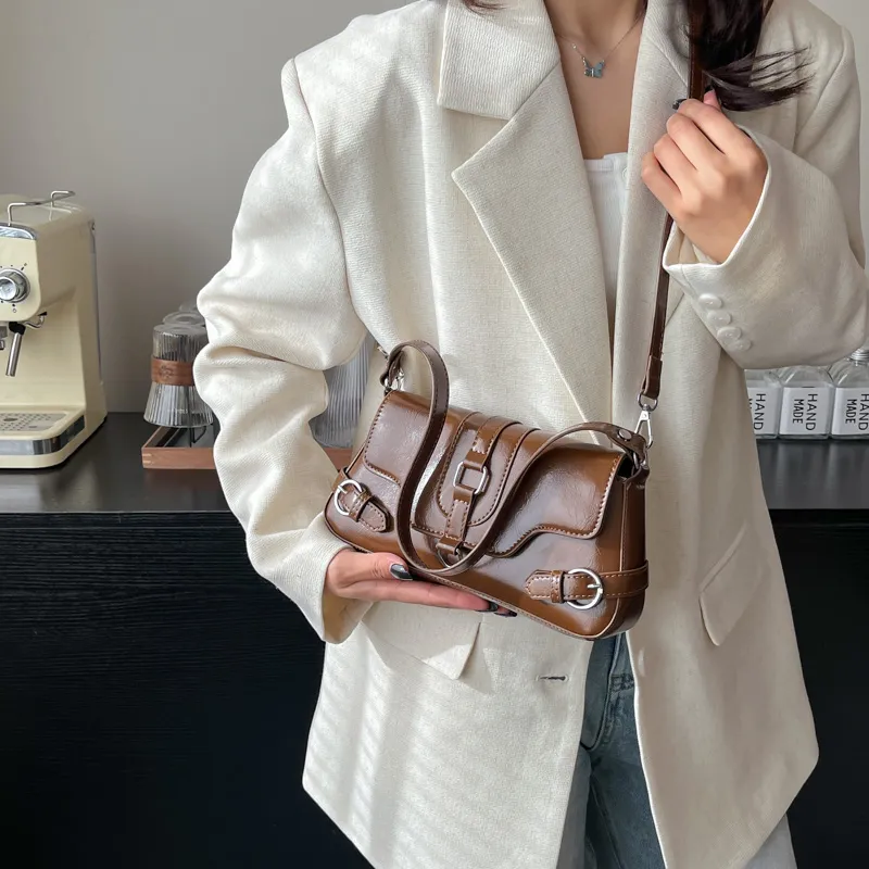 ROUNDOT PU Handbag Shoulder Bag Crossbody Bag Regular Women's White/Black/Red/Pink/Brown-31