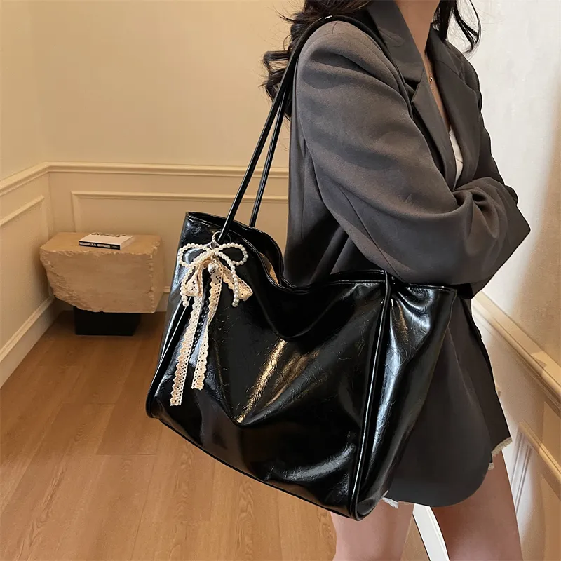 ROUNDOT PU Tote Bag Shoulder Bag Regular Women's White/Black/Pink-20