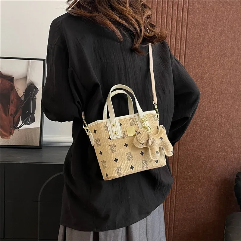 ROUNDOT PU Crossbody One Shoulder Handbags Women's Ecru/Black/Pink/Light Brown-1