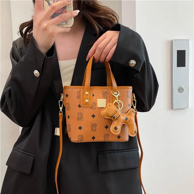 ROUNDOT PU Crossbody One Shoulder Handbags Women's Ecru/Black/Pink/Light Brown-25