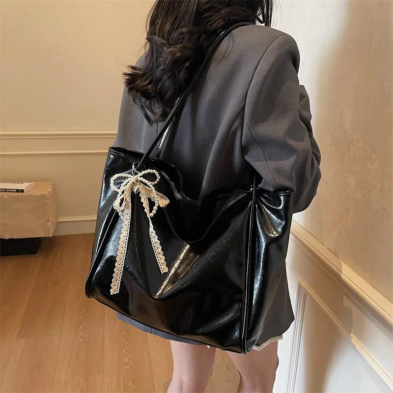 ROUNDOT PU Tote Bag Shoulder Bag Regular Women's White/Black/Pink-19