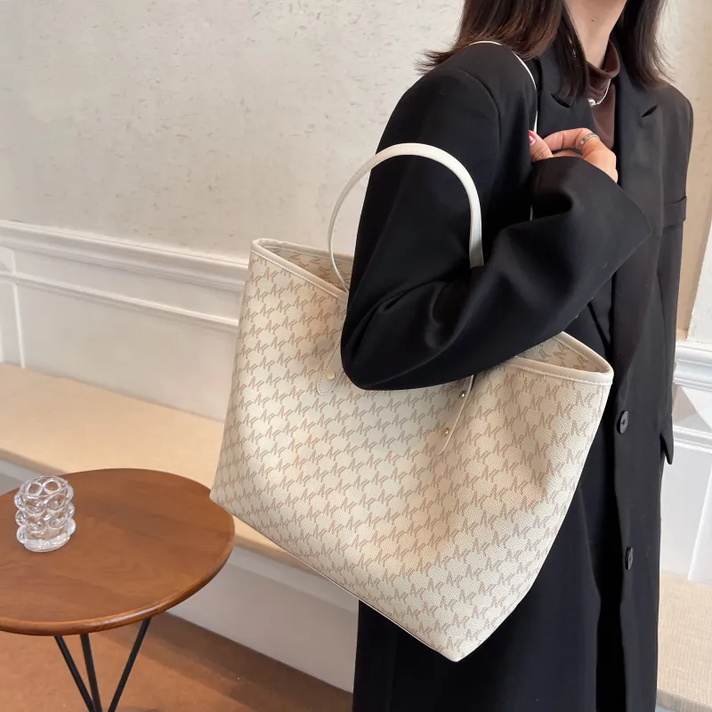 ROUNDOT PU Shoulder Bag Tote Regular Women's Ecru/Coffee/Black-6