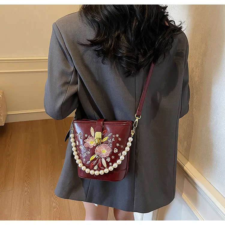 ROUNDOT PU Crossbody One Shoulder Handbags Women's Ecru Black/Pink/Burgundy-24