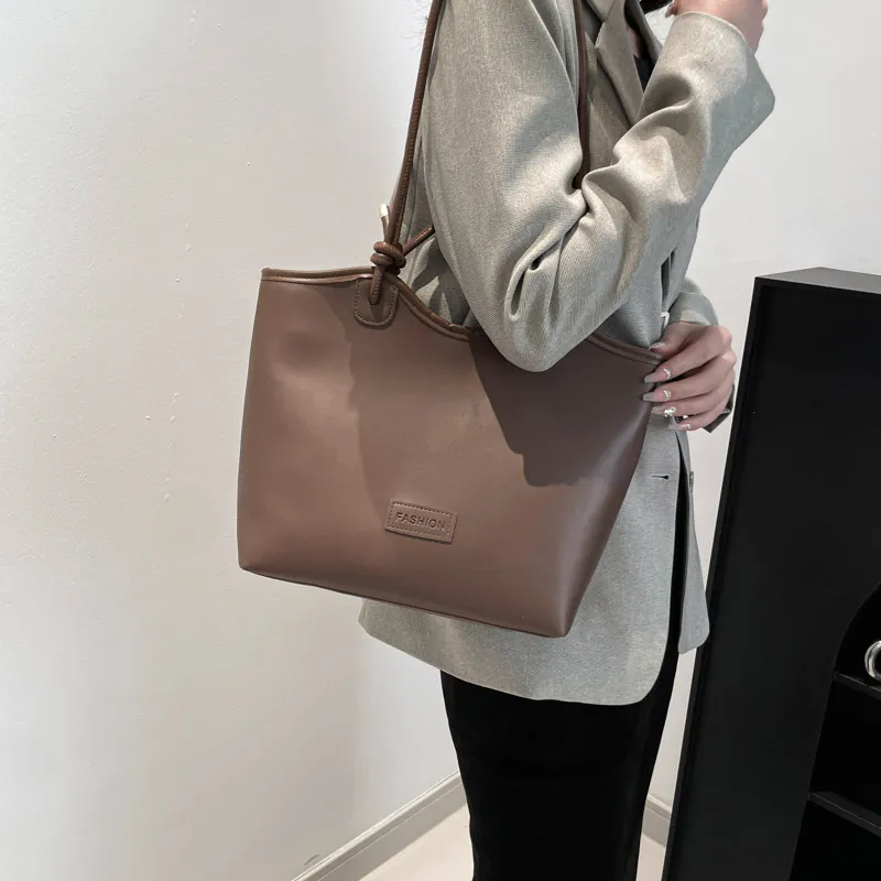 ROUNDOT PU Tote Bag Shoulder Bag Regular Women's White/Black/Khaki/Brown-22