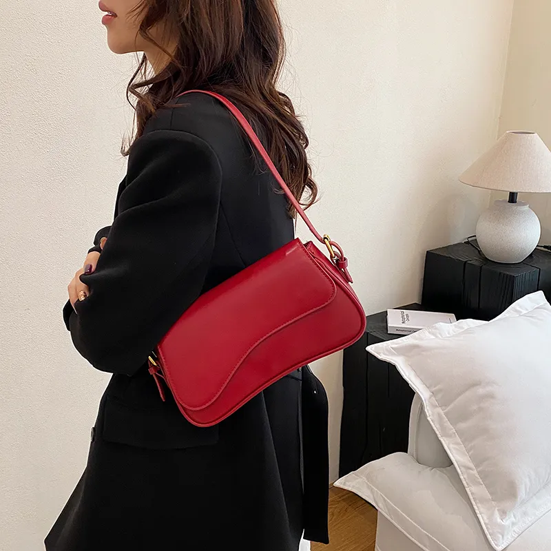 ROUNDOT PU Shoulder Bag Regular Women's White/Black/Pink/Black/Coffee/Blue-16