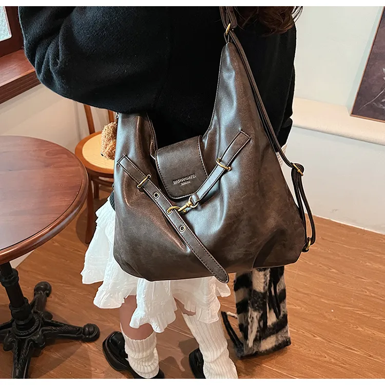 ROUNDOT PU Shoulder Bag Regular Women's Coffee/Brown/Black-1