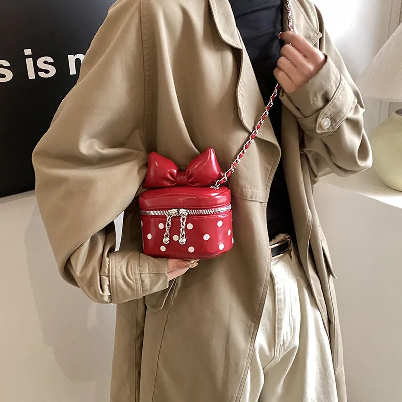 ROUNDOT PU Shoulder Bag Women's Ecru/Black/Red/Pink-27