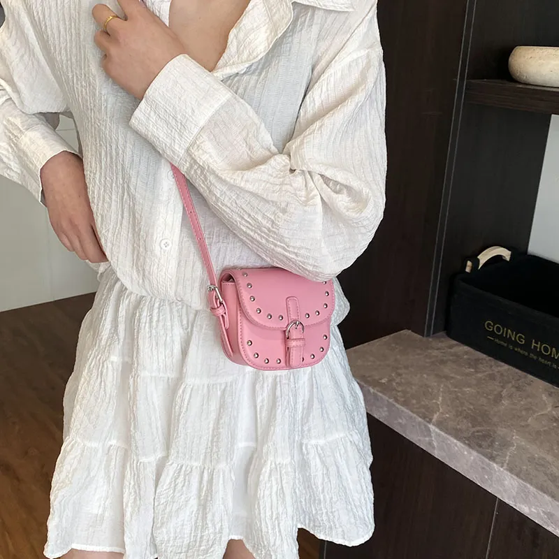 ROUNDOT PU Shoulder Bag Crossbody Bag Regular Women's Ecru/Silver/Black/Pink/Sky Blue/Brown-17
