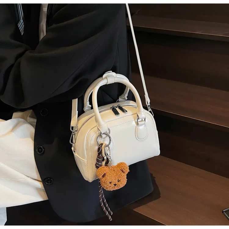 ROUNDOT PU Shoulder Bag Crossbody Bag Handbag Regular Women's Ecru Black/Khaki/Light Brown-2