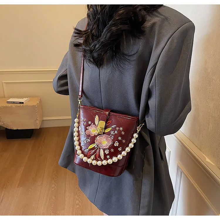 ROUNDOT PU Crossbody One Shoulder Handbags Women's Ecru Black/Pink/Burgundy-23