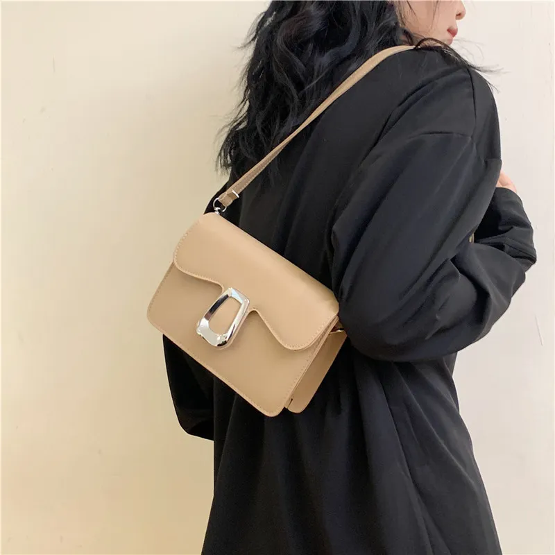 ROUNDOT Pu Crossbody Bag Shoulder Bag Regular Women's White Black/Khaki/Rose Red/Brown-19