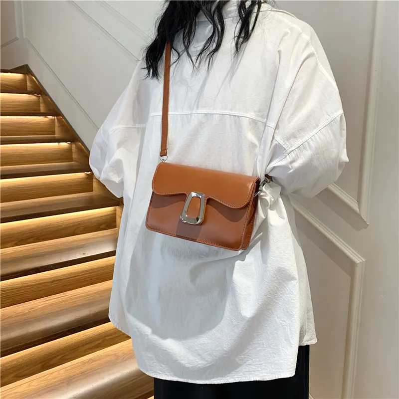 ROUNDOT Pu Crossbody Bag Shoulder Bag Regular Women's White Black/Khaki/Rose Red/Brown-24