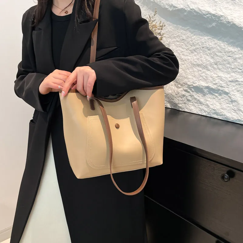 ROUNDOT PU Shoulder Bag Tote Regular Women's White/Black/Khaki/Brown-20