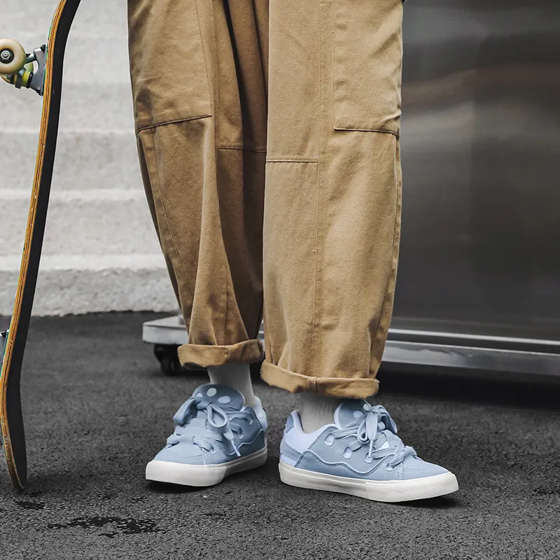 Dao Tu Sen Low Top Skateboard Shoes Unisex-5