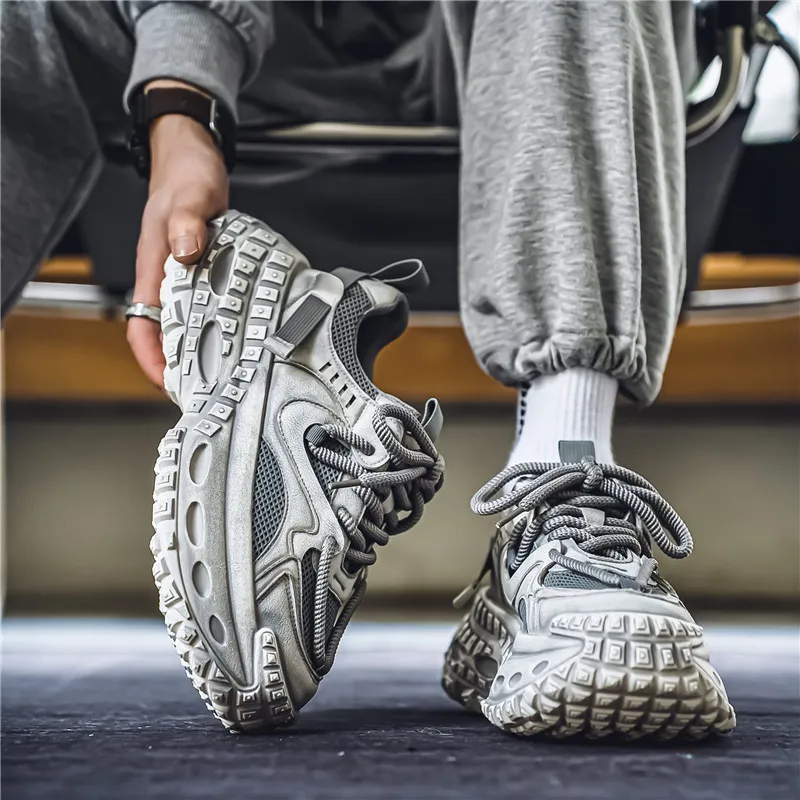 Dao Tu Sen Slip Resistant Low Top Chunky Sneakers Men's-9