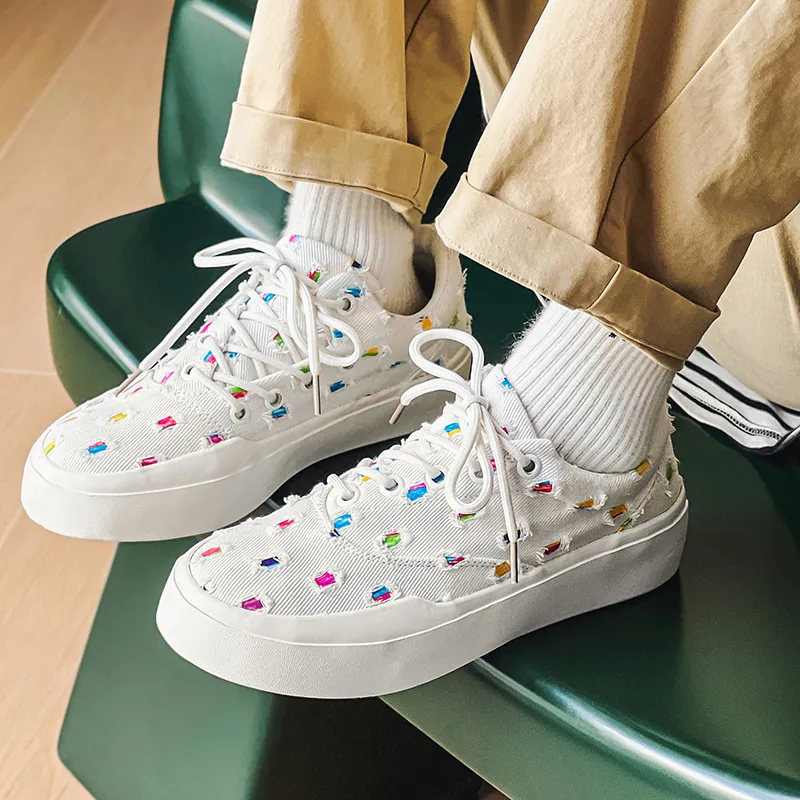 Dao Tu Sen Low Top Skateboard Shoes Unisex-9