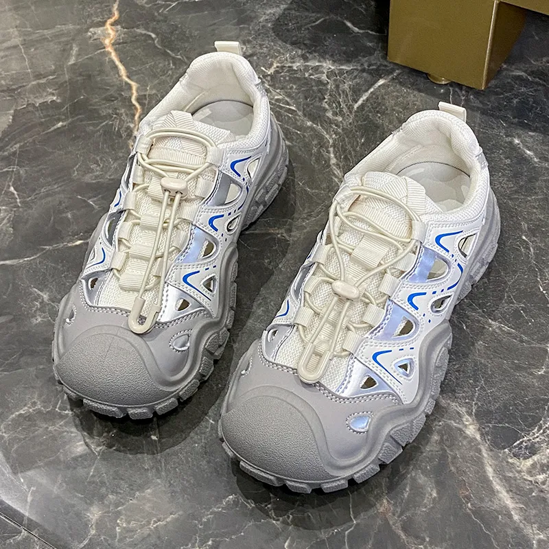 Dao Tu Sen Slip Resistant And Breathable River Trekking Shoes Women's-1