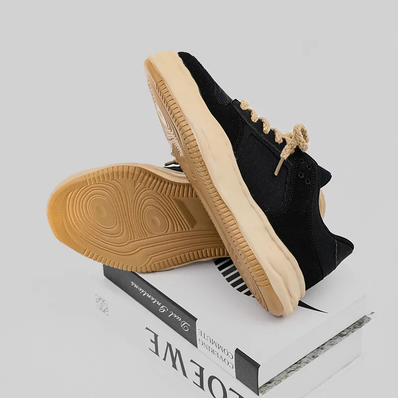Dao Tu Sen Low Top Skateboard Shoes Unisex-6