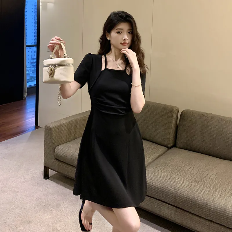 PAIN OR PLEASURE Short Sleeved Dresses Women's Black-3