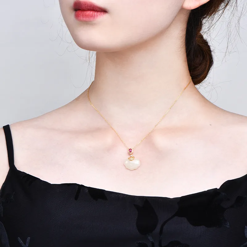 JINLIUFUJIXIANG Hetian Jade Necklaces Pale Greenish White Jade Women's-1