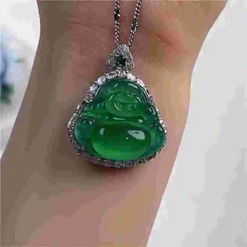 SHANGMANG Chalcedony Necklaces Unisex-3