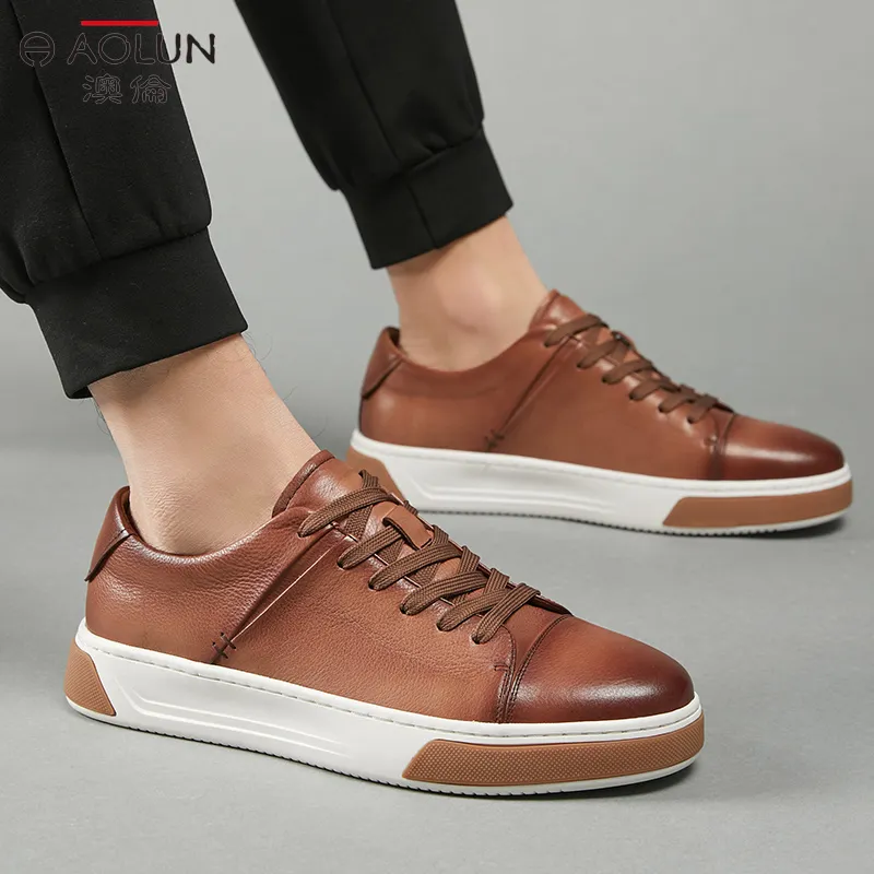 Auron Low Top Skateboard Shoes Men's Tan-4