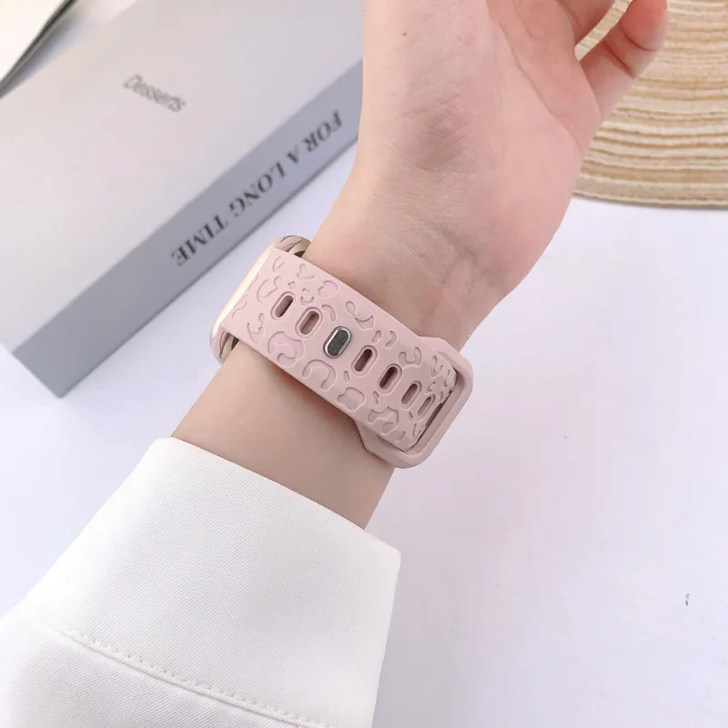 XINGYAAN Apple Compatibility Watch Band 38 49mm Silicone Material-23