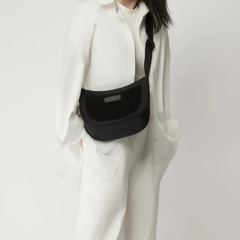 VICTORIA·HYDE Nylon Shoulder Bag, Crossbody Bag Regular Women's Black/White-4