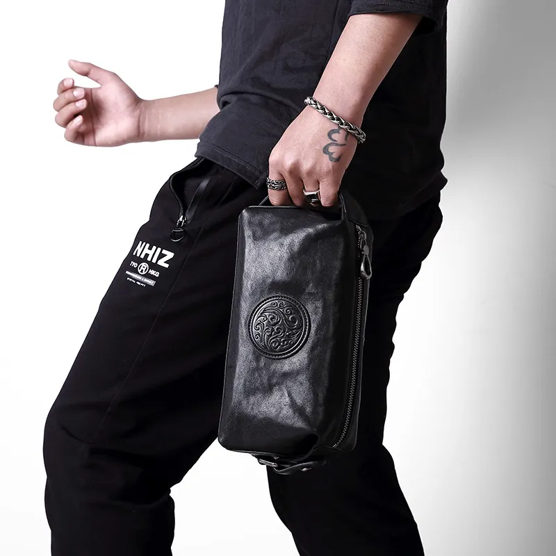 VIHUS Top Grain Cow Leather Clutch Men's Black-3