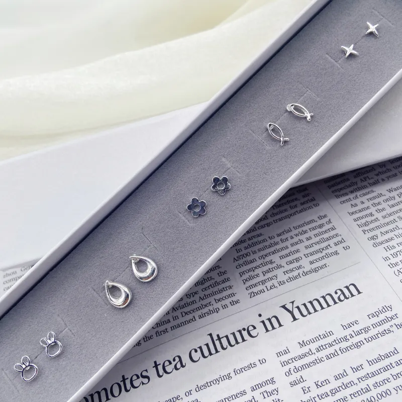 BENNISS Alloy Stud Earrings Unisex-3