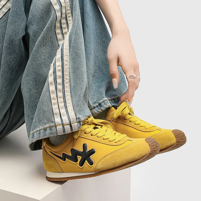 B.Duck Summer Travis Scott X AJ1 Lightning Collection Casual Shoes Women's Low Top Beige/Yellow/Red/Pink-10
