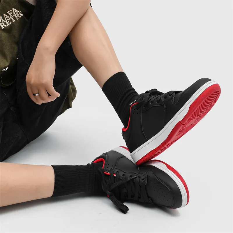 B.Duck Summer Travis Scott X AJ1 Lightning Collection Low Top Skateboard Shoes Unisex-17