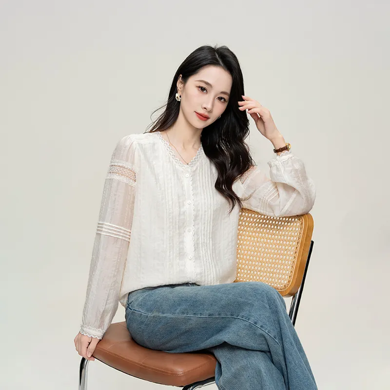 Shavani Lace Patchwork Elegance Sweet Style Shirt Women's Beige-2