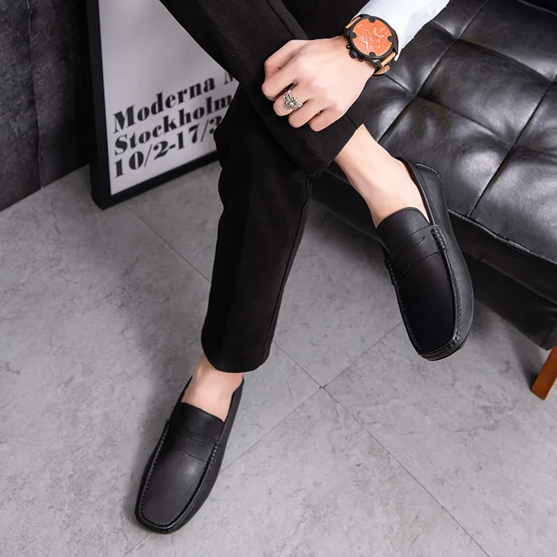 BAGE Gommino Loafers Unisex Black-11