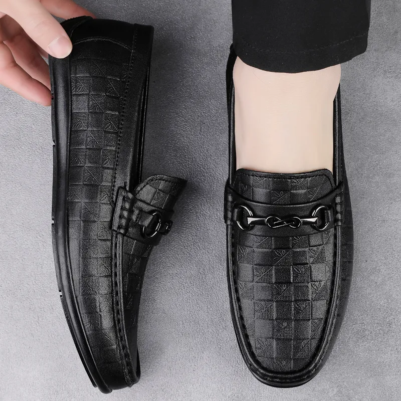 BAGE Gommino Loafers Unisex Black-8