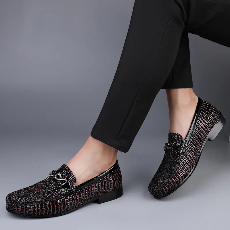 BAGE Gommino Loafers Unisex Black-1