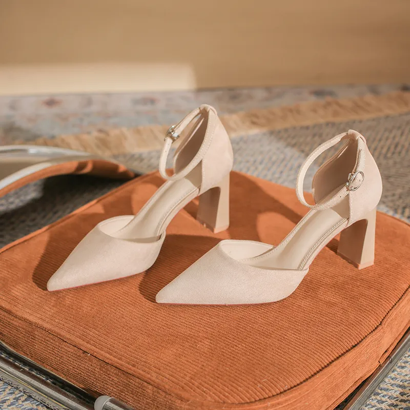 MADALLO Chunky Heel High Heels Women's-1