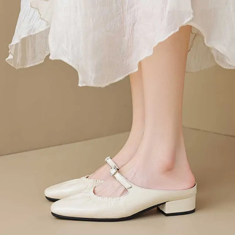 MADALLO Closed Toe Slippers Women's-9