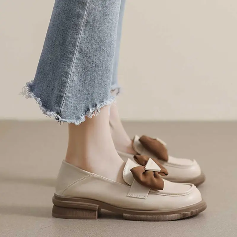 MADALLO Loafers Women's-6