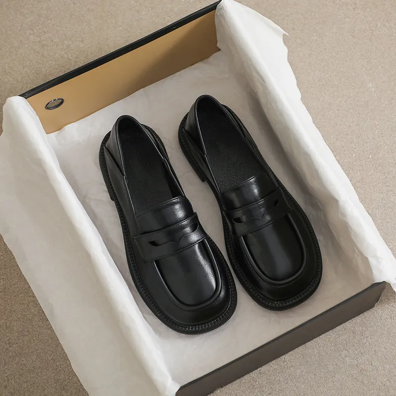 MADALLO Loafers Women's Black-2