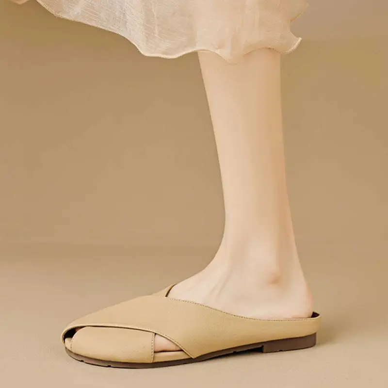 MADALLO Rubber Sole Closed Toe Slippers Women's-6