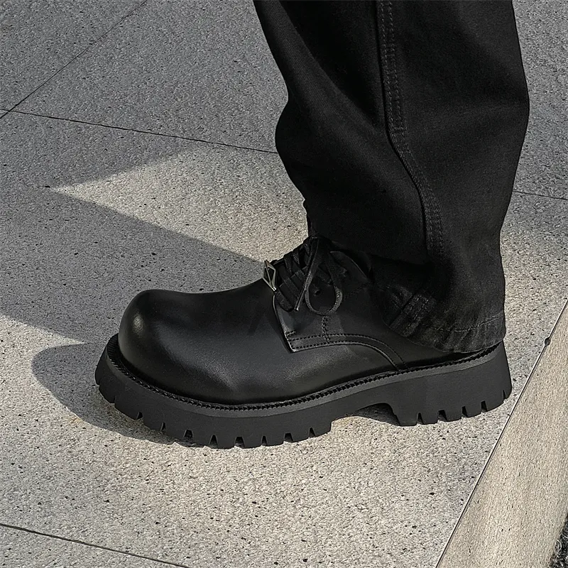 MADALLO Casual Shoes Men's Black-3